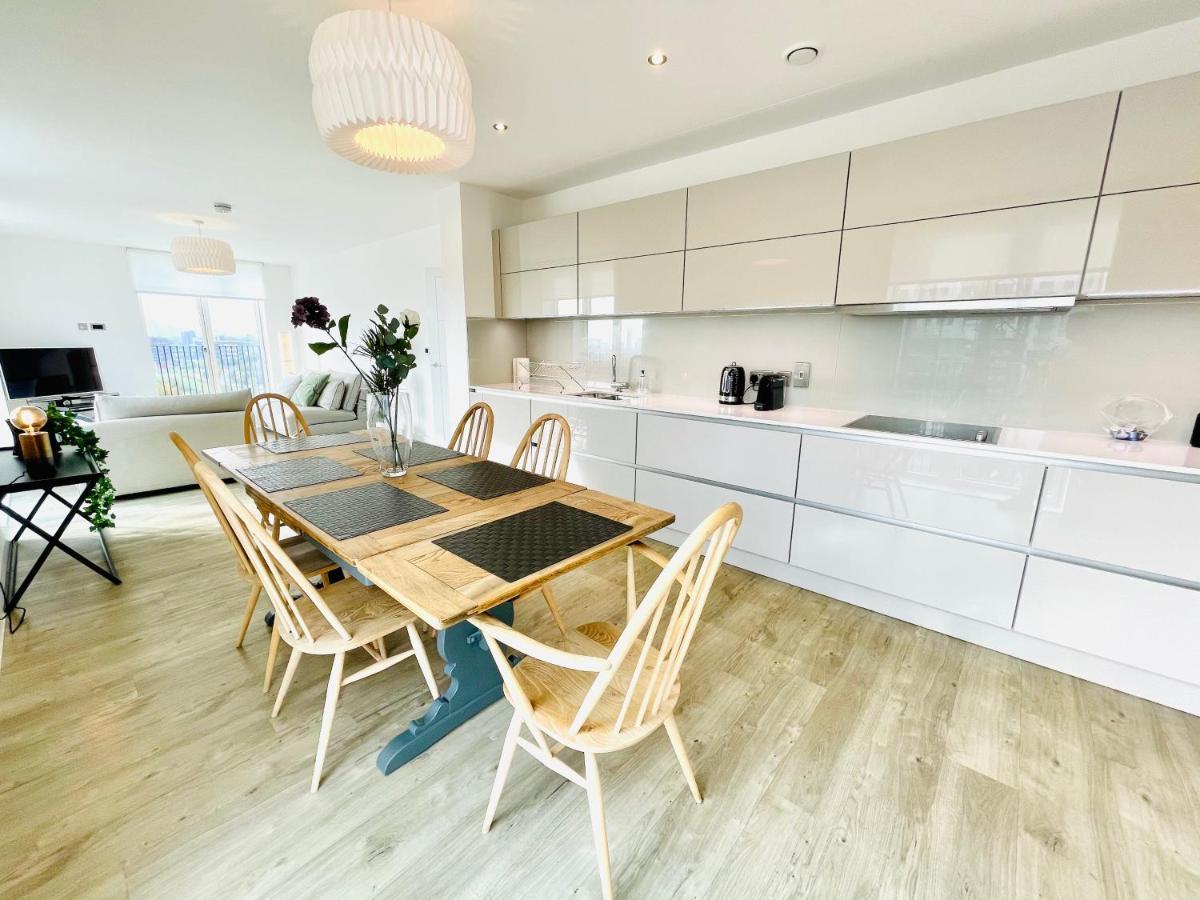 Panoramic Park And City Penthouses Retreat London Bagian luar foto
